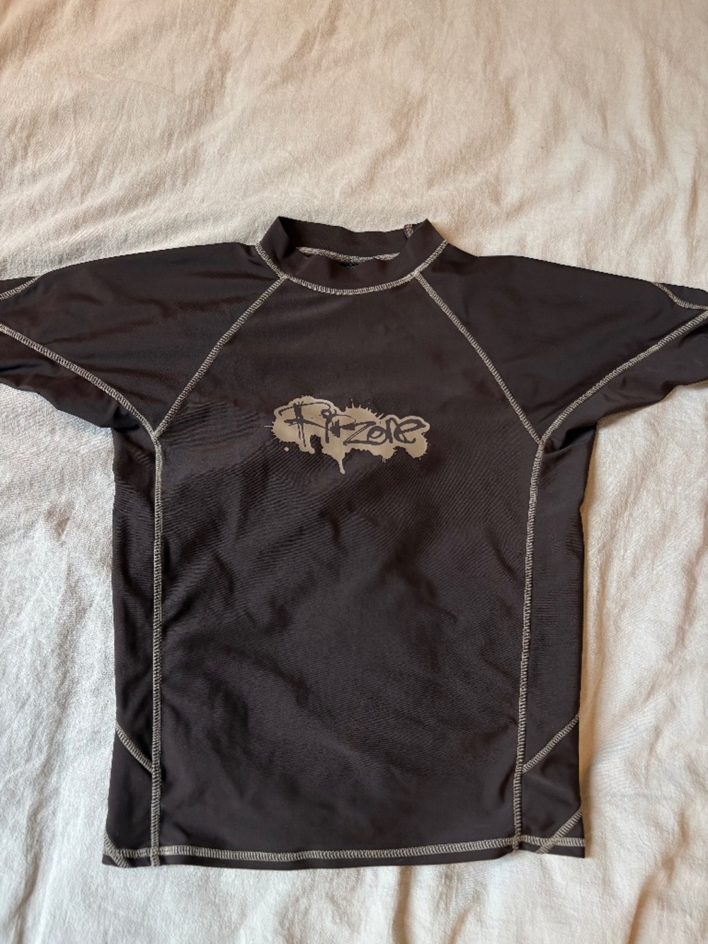 Ripzone Brown Short Sleeve Rash Guard – Size L
